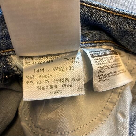 Levi’s Classic Mid Rise Skinny Jeans Size 32 Metallic Sides Light Wash - Picture 8 of 8